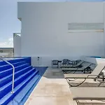 Danzamar 7, Modern Apartment 2 Blocks Away From 5Th Avenue
